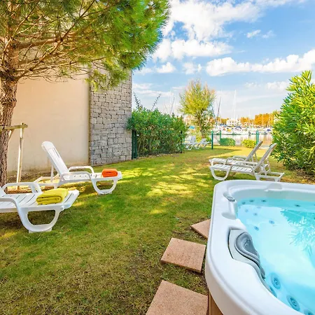 Lagrange Vacances Lile Saint Martin Hotel *